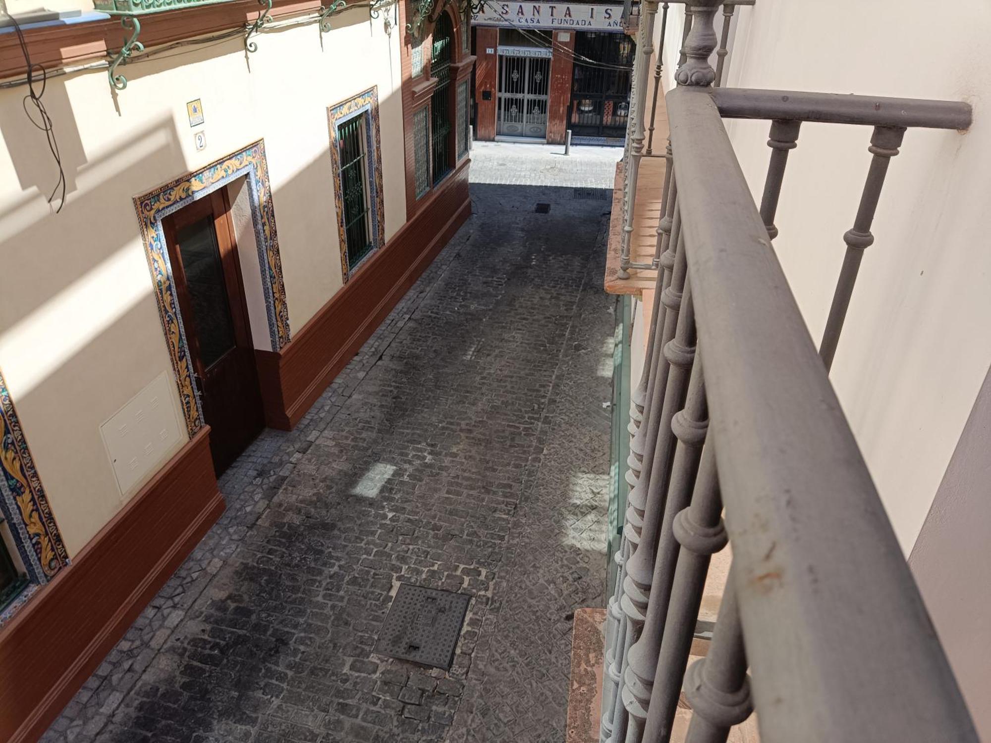 Apartamentos Luxury Puente De Triana 塞维利亚 外观 照片