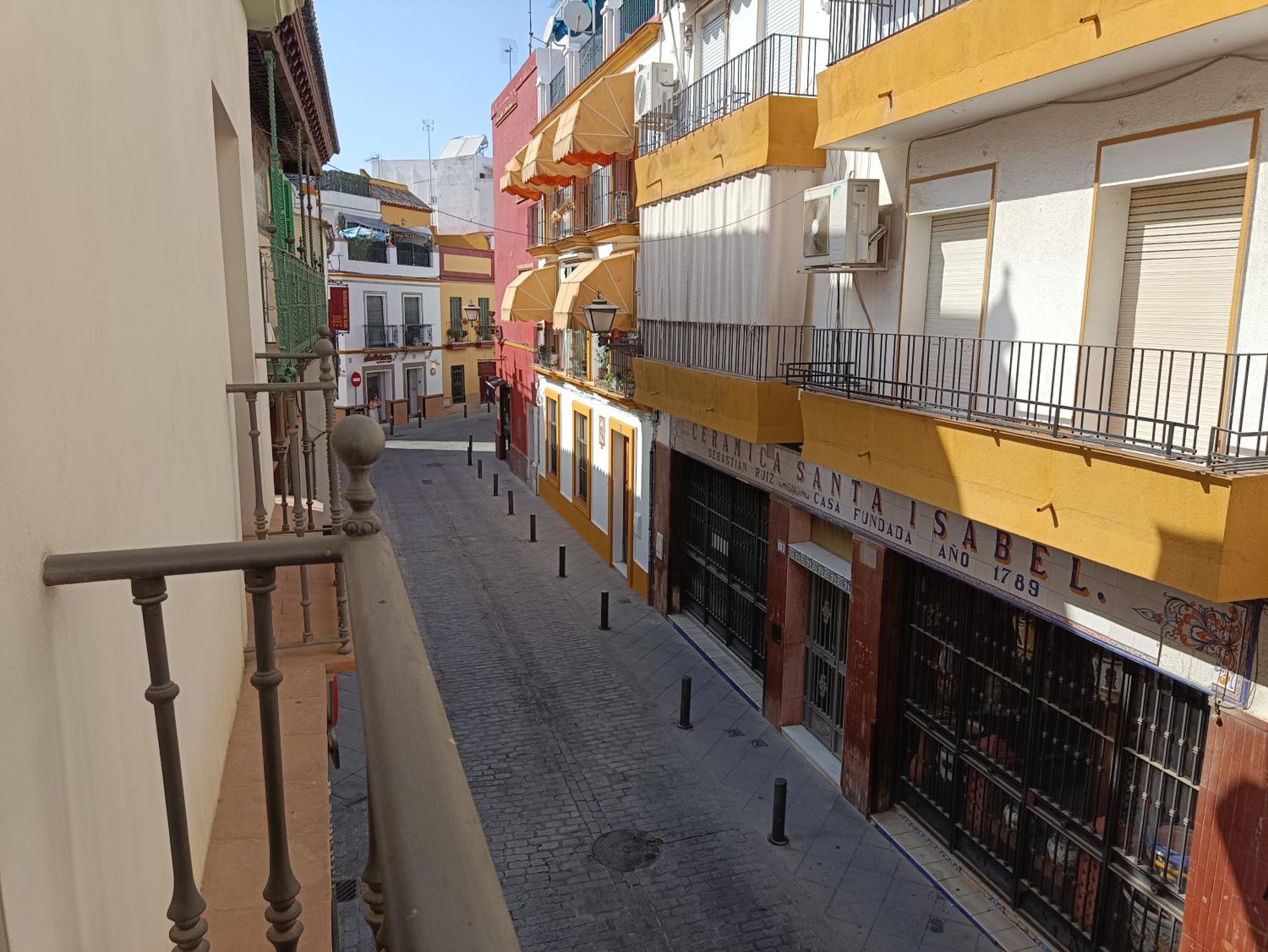 Apartamentos Luxury Puente De Triana 塞维利亚 外观 照片