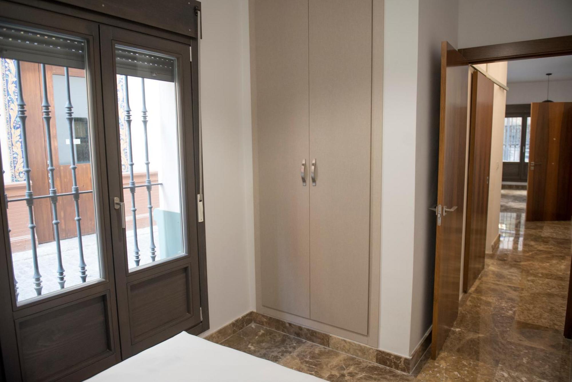 Apartamentos Luxury Puente De Triana 塞维利亚 外观 照片