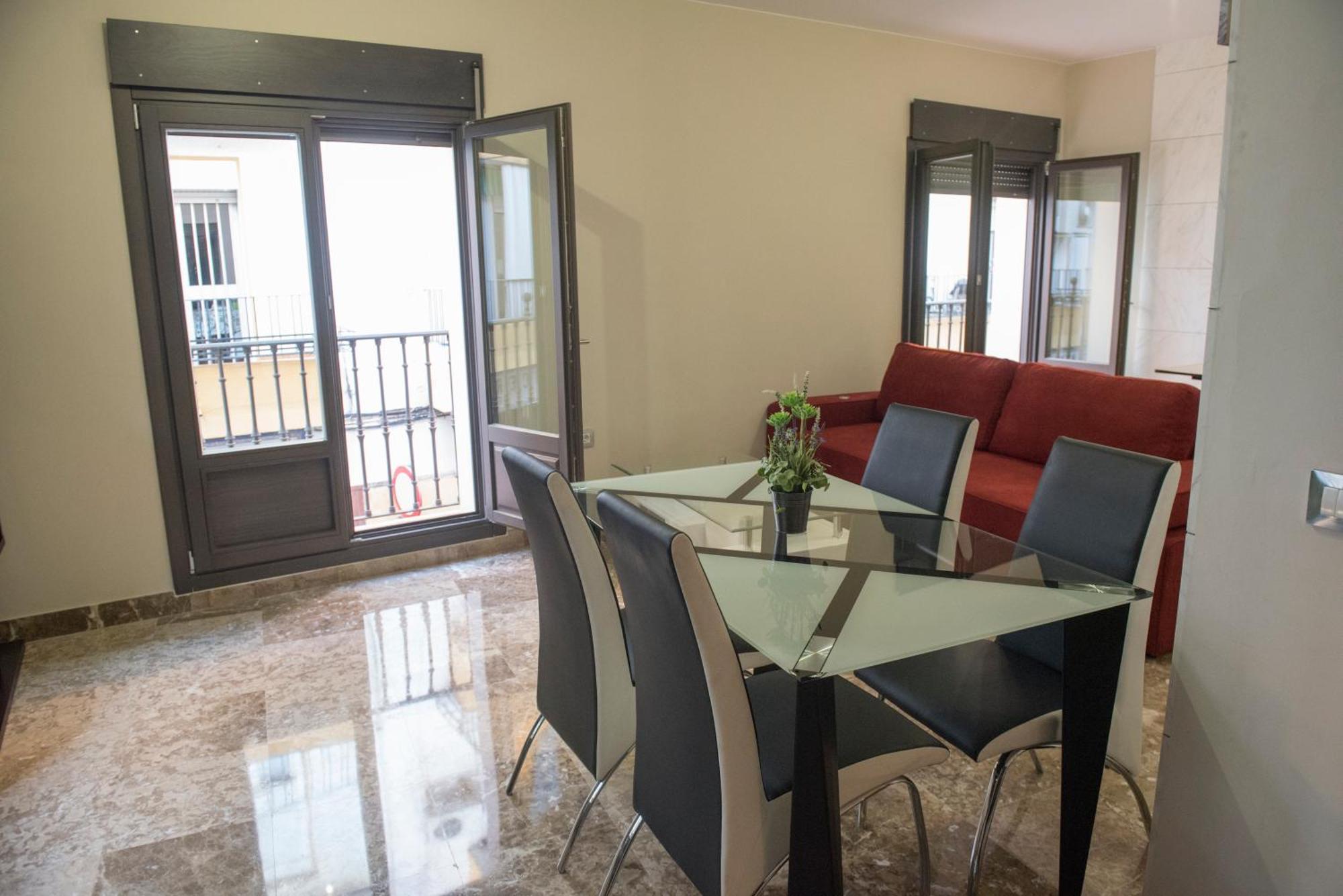 Apartamentos Luxury Puente De Triana 塞维利亚 外观 照片