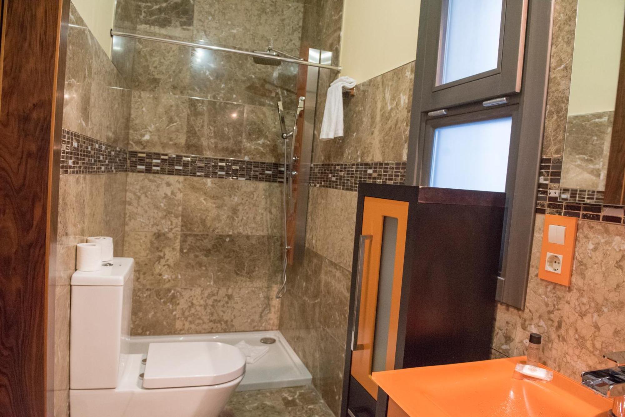 Apartamentos Luxury Puente De Triana 塞维利亚 外观 照片