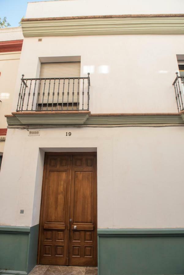 Apartamentos Luxury Puente De Triana 塞维利亚 外观 照片